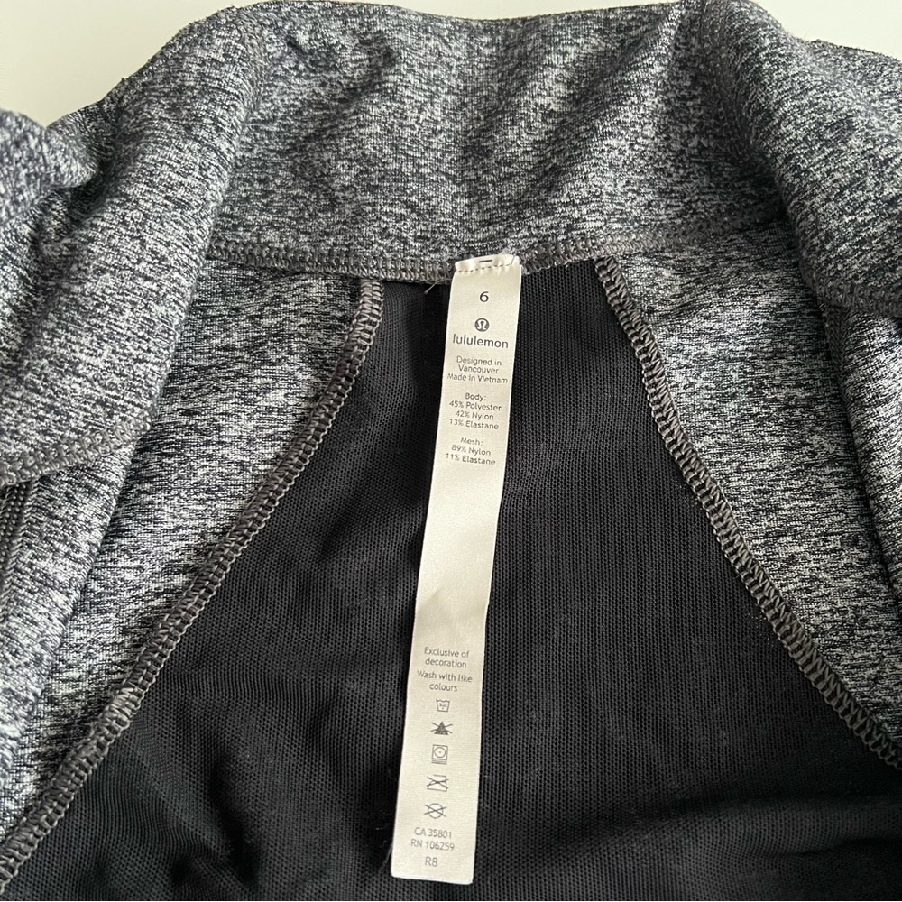 Lululemon define jacket, heather gray, size 6 - Picture 3 of 15